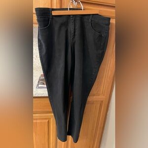 Style & Co. Women's Black Straight Leg Jeans